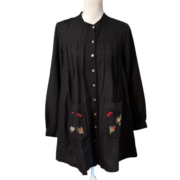 April Cornell Size XXS Artist Smock Embroidered Button Front Black Oversized Fit - Picture 1 of 4